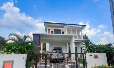 ขายบ้าน - บ้านเดี่ยว ใกล้แยกรวมโชค ใน The Prominence Proud รวมเฟอร์นิเจอร์และเครื่องใช้ไฟฟ้าทั้งหลัง
