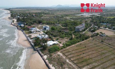 ขายที่ดิน - ขายที่ดิน ติดหาดปึกเตียน และติดทะเล เนื้อที่ 13 ไร่ จังหวัดเพชรบุรี