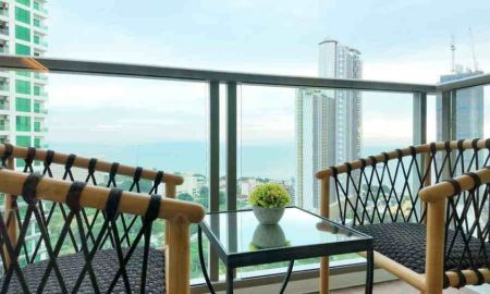 ขายคอนโด - ขายคอนโดหรู The Riviera Ocean Drive วิวทะเล พร้อมเข้าอยู่