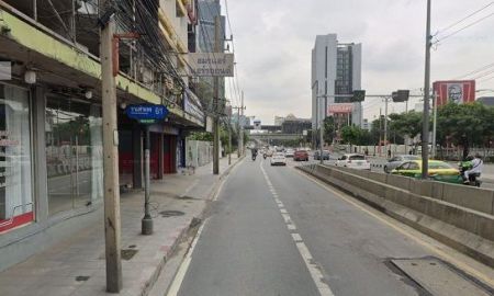 ขายบ้าน - ขายบ้านเดี่ยวพร้อมที่ดิน ใกล้ The Mall รามคำแหง