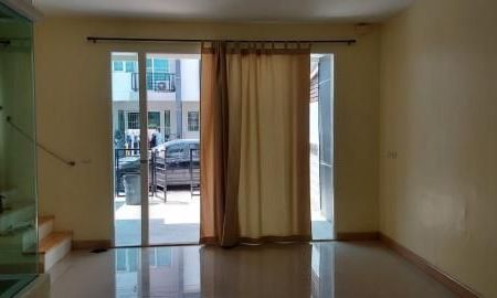 ขายทาวน์เฮาส์ - ด่วน..นร้าาา ขาย2,450,000 คุยได้จร้าาา Hot Sale! Casa City Nakhon Pathom