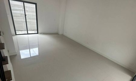 ขายทาวน์เฮาส์ - บ้านสวย พร้อมเข้าอยู่ รอเจ้าของคนใหม่ เข้ามาเป็นเจ้าของได้แล้ววันนี้