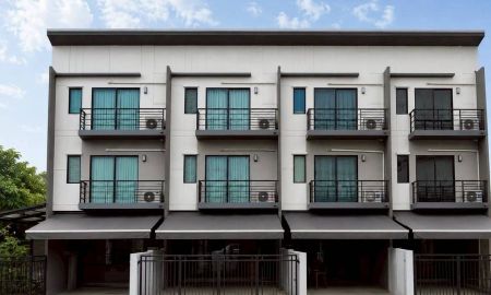 ขายบ้าน - บ้านกลางเมือง ราชพฤกษ์ - สาทร ซอยบ้านคลองวัดสัก - บ้านวัดโคนอน ถนนราชพฤกษ์ นนทบุรี ราคาพิเศษ พร้อมเข้าอยู่ เปิดกว้างทั้งเช่าและขาย
