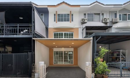 ขายทาวน์เฮาส์ - ทาวน์โฮม 3 ชั้น หมู่บ้านศุภาลัยวิลล์ รัตนาธิเบศร์ รีโนเวทใหม่ พร้อมอยู่ได้เลย ใกล้แยกแคราย