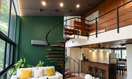 ให้เช่าอาคารพาณิชย์ / สำนักงาน - ปล่อยเช่าออฟฟิศย่านอารีย์ Duplex Office Tropicana Court 150 ตร.ม. มีพื้นที่ Open Plan ห้องประชุม ห้องทำงานส่วนตัว มีที่จอดรถ ไม่มีค่าส่วนกลาง