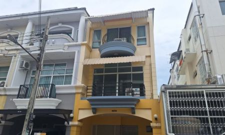 ให้เช่าทาวน์เฮาส์ - ทาวน์ โฮมเช่า ซ.มัยลาภ รามอินทรา 14 ห่างจากสถานีรถไฟฟ้า สถานีมัยลาภ เพียง 700 เมตร