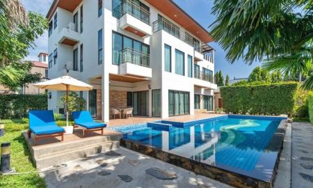 ให้เช่าบ้าน - Pool Villa ให้เช่าคฤหาสน์หรู 3 ชั้น 6นอน พระราม9 Motorway ใกล้ม.นานาชาติแสตมฟอร์ด 240 ม. 6 น้ำ เฟอร์ เครื่องใช้ไฟฟ้าครบ ตลาดพัฒนาการ 1.1 กม