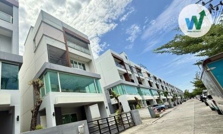 ขายทาวน์เฮาส์ - ขาย โฮมออฟฟิศสุดหรูสไตล์ Modern Loft 4 ชั้น ใกล้มอเตอร์เวย์ เอแบคบางนา