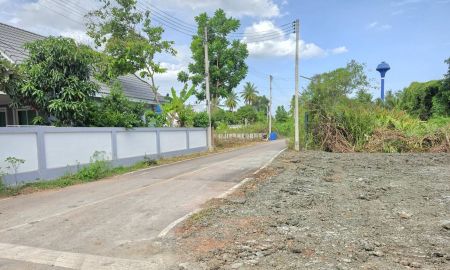 ขายที่ดิน - ขายที่ดินเปล่า 348.4 ตร.ว. ถนนลาดใหญ่ ต.ลาดใหญ่ อ. เมือง จ.สมุทรสงคราม