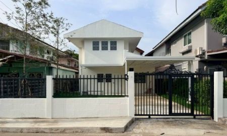 ให้เช่าบ้าน - ให้เช่าบ้านเดี่ยว 2 ชั้น 50 ตร.ว ม.บางนาวิลล่า แอร์4เครื่อง เฟอร์นิเจอร์บางส่วน มี2นอน 1ห้องอเนกประสงค์ 2น้ำ ราคาเช่า27,000บาท/เดือน