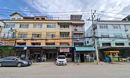 ขายอาคารพาณิชย์ / สำนักงาน - ขายอาคารพาณิชย์ 3 ชั้นครึ่ง ถนนแพ่งน้อยไม้ ใกล้ตลาดนานาเจริญ คลอง2