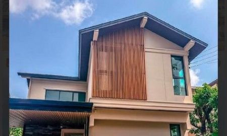 ให้เช่าบ้าน - ให้เช่าบ้านสวนปริญสิริ เอกมัย รามอินทรา รีโนเวทใหม่ 250 ตร.ม. 3 นอน ราคา 79000 บาท
