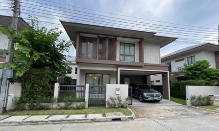 ให้เช่าบ้าน - ให้เช่าบ้านใหม่ บุราสิริ กรุงเทพกรีฑา 196 ตร.ม. 4 นอน 4 น้ำ Solar Roof EV Charger 120000 บาท