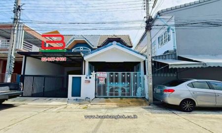 ขายทาวน์เฮาส์ - ทาวน์เฮาส์ 2 ชั้น เนื้อที่ 16 ตร.ว. หมู่บ้านมนวดีบางคูรัด (ซอย 10) ใกล้สนง.เทศบาลบางคูรัด ถนนกาญจนาภิเษก ตำบลบางคูรัด อำเภอบางบัวทอง นนทบุรี