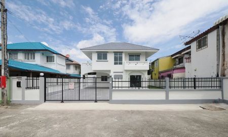 ขายบ้าน - ขายราคาพิเศษ บ้านเดี่ยว 2 ชั้น 67.1 ตรว. ม.บัวทองธานี พาร์ควิลล์2 ขนาด 4 ห้องนอน 2 ห้องน้ำ บ้านหลังมุม ขนาดใหญ่ โนเวทใหม่ทั้งหลัง [บางบัวทอง]