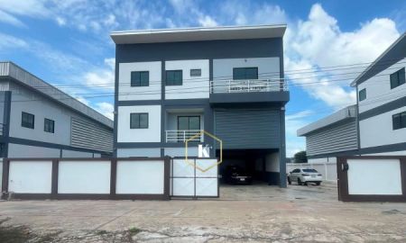 ให้เช่าโรงงาน / โกดัง - ให้เช่าโกดัง ลาดหลุมแก้ว ปทุมธานี ออฟฟิศ 3 ชั้น 300 ตรม