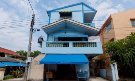 ขายอพาร์ทเม้นท์ / โรงแรม - หอพัก 3 ชั้น ซอยนนทบุรี 6 แยก 2 ถนนเลี่ยงเมืองนนทบุรี รัตนาธิเบศร์ สำหรับนักลงทุนที่ต้องการซื้อเพื่อบริหารกิจการต่อ พร้อมผู้เช่า ราคาพิเศษ