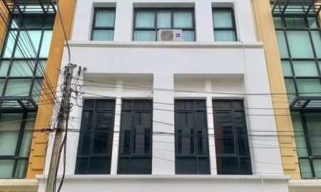 ให้เช่าทาวน์เฮาส์ - ให้เช่า ทาวน์โฮม 3.5 ชั้น บ้านกลางกรุง ออฟฟิศ พาร์ค บางนา (พร้อมเข้าอยู่) ราคา 45,000 บาท/เดือน