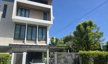 ให้เช่าบ้าน - บ้านเดี่ยว 3 ชั้น 3 ห้องนอน 5 ห้องน้ำ 1 ห้องแม่บ้าน เฟอร์นิเจอร์ครบ ดิ เอวา เรสซิเดนซ์.สุขุมวิท 77