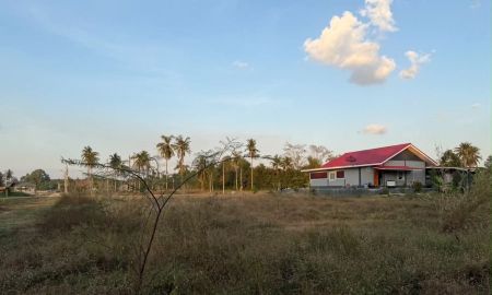 ขายที่ดิน - ขายที่ดินห้วยใหญ่-ชากแง้ว 300 ตรว. ติดลำห้วย ใกล้ถนนเส้นสุขุมวิท3-7กม. อ.บางละมุง ชลบุรี
