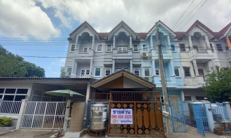 ขายทาวน์เฮาส์ - ขาย ทาวน์โฮม 3 ชั้น พร้อมอยู่ หมู่บ้านซื่อตรง การ์เด้น (รัตนาธิเบศร์) เนื้อที่ 20.20 ตร.วา 4นอน3น้ำ ใกล้ถ.ชัยพฤกษ์ ถ.รัตาธิเบศร์ ตลาดนกฮูก