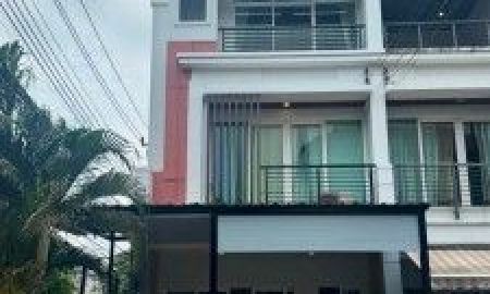 ให้เช่าบ้าน - ให้เช่าทาวน์เฮ้าส์ 3 ชั้น หลังมุม พระราม9 ลาดพร้าว
