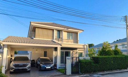 ให้เช่าบ้าน - บ้านให้เช่า บ้านเดี่ยว 2 ชั้น หลังมุม 65 ตร.วา พร้อมอยู่ หมู่บ้านไลฟ์ อิน เดอะ การ์เด้น บ้านฉาง ระยอง