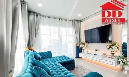 ให้เช่าทาวน์เฮาส์ - For Rent Golden Neo Bangna-Suanluang บางนา (โกลเด้น นีโอ บางนา - สวนหลวง) บ้านหรู 2 ชั้นสไตล์อังกฤษ