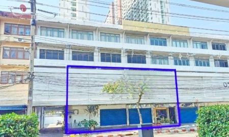 ให้เช่าอาคารพาณิชย์ / สำนักงาน - พร้อมลานจอดรถด้านหลังรวม 40คัน พื้นที่กว่า 1 ไร่ เหมาะสำนักงาน BRT วัดดอกไม้ 699 ม. สาธุประดิษฐ์ 300 ตร.ม.ให้เช่าอาคาร 4-6คูหา 2ชั้น 2น้ำ