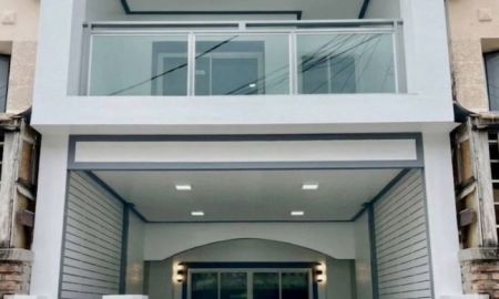 ขายทาวน์เฮาส์ - ขายทาวน์เฮ้าส์ 2 ชั้น หมู่บ้านนภาพร (บางศรีเมือง) ใกล้ท่าน้ำนนท์ เนื้อที่ 17 ตารางวา 2 ห้องนอน ตำบลบางกร่าง อำเภอบางกรวย จังหวัดนนทบุรี