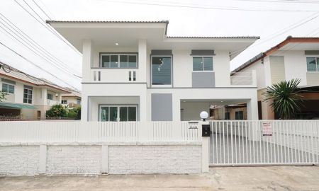 ขายบ้าน - ขายราคาพิเศษ บ้านเดี่ยว 2 ชั้น ม.ฉัตรหลวง 11 ขนาด 51.5 ตรว. 3 ห้องนอน 3 ห้องน้ำ บ้านหัวมุม รีโนเวทใหม่ พร้อมเฟอร์ เข้าอยู่ได้ทันที [สามโคก-ปทุมธานี]