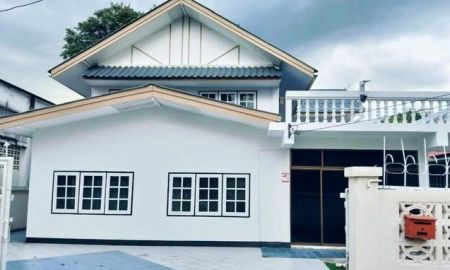 ขายบ้าน - ขายบ้านเดี่ยว 2 ชั้น 6 ห้องนอน 3 ห้องน้ำ 70 ตร.วา ทำเลในเมืองเชียงใหม่ 3 นาทีถึงม.เชียงใหม่