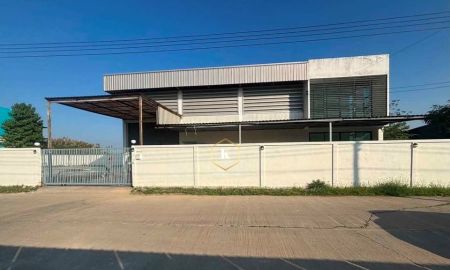 ให้เช่าโรงงาน / โกดัง - ให้เช่าโกดัง ลาดหลุมแก้ว ปทุมธานี ขนาดที่ดิน 200 ตร.ว ทำเลดี ใกล้ถนนบางบัวทอง-สุพรรณบุรี