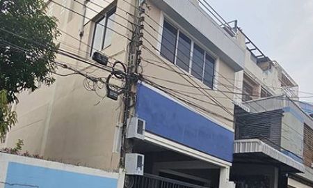 ขาย-ให้เช่าอาคารพาณิชย์ / สำนักงาน - โฮมออฟฟิศ อุดมสุข 50 ตารางวา ขาย 12.9 ล้าน ให้เช่า 60,000 บาท