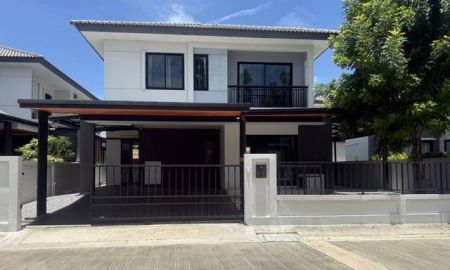 ขายบ้าน - ขาย บ้านเดี่ยว บริทาเนีย บางนา สุวรรณภูมิ กม.26 ที่ดิน 50.7 ตร.วา พท.ใช้สอย 165 ตรม3 ห้องนอน 3 ห้องน้ำ ที่จอดรถ 2 คัน.