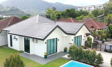 ขายบ้าน - พูลวิลล่า หมู่บ้านบางทองวิลเลจ เฟอร์นิเจอร์ครบ มีสระ