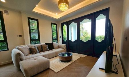 ขายบ้าน - บ้านเดี่ยว Modern Classic ทำเลทองสุเทพ-ใกล้มช. เดินทางสะดวก ห่างถนนใหญ่แค่ 50 เมตร