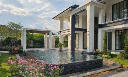 ขายบ้าน - คฤหาสน์พูลวิลล่าหรู โซนสารภี เชียงใหม่ หลังใหญ่ ที่ดินเกือบครึ่งไร่