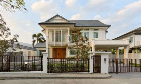 ขายบ้าน - พูลวิลล่าหรู รีโนเวทใหม่เอี่ยม สไตล์ Modern Luxury