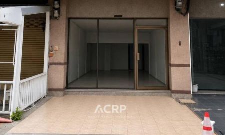 ขายอาคารพาณิชย์ / สำนักงาน - ขายอาคารพาณิชย์ 4.5 ชั้น ย่านแจ้งวัฒนะ หลักสี่สแควร์ MRT ราชภัฏพระนคร