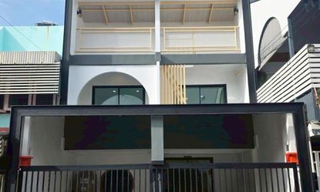 ขายทาวน์เฮาส์ - ทาวน์โฮม 2 ชั้น หมู่บ้าน ทิพวัล 1 เทพารักษ์ ตกแต่งสวยพร้อมอยู่