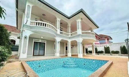 ขายบ้าน - บ้านเดี่ยวสุดหรู พัทยา หลังใหญ่ พร้อมเข้าอยู่ มบ.แกรนด์ ธัญญวันท์โฮม1 FP-H02313
