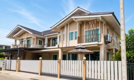 ให้เช่าบ้าน - โลตัสโกเฟรช คลองปลัดเปรียง 600ม. บางนา บ้านเดี่ยวให้เช่า2ชั้น4นอน ใกล้ รถไฟฟ้าสายสีเหลือง สถานีศรีด่าน650 ม.เมกา บางนา 1 กม.