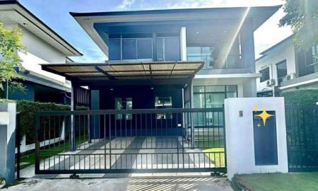 ให้เช่าบ้าน - บ้านเดี่ยว2ชั้น ให้เช่า 63ตรว.ถนน กรุงเทพกรีฑา ใกล้ห้างเดอะไนน์ The Nine Center Rama 9