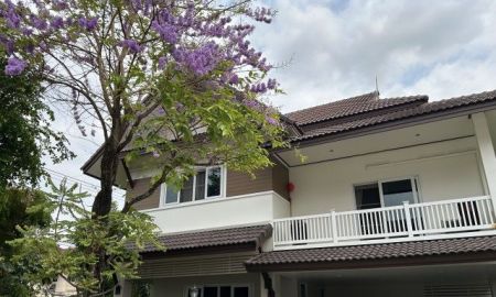 ขายบ้าน - ขายบ้านเดี่ยวพร้อมเฟอร์นิเจอร์ หมู่บ้านปาริชาติ หางดง เชียงใหม่ 4 ห้องนอน 5 ห้องน้ำ ราคา 6 ล้าน