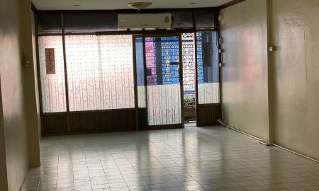 ให้เช่าบ้าน - บ้าน/อาคารพาณิชย์3ชั้น/สำนักงาน ซอยสุขสวัสดิ์ 25 ถนนสุขสวัสดิ์ บางปะกอก ราษฎร์บูรณะ กทม. ว่างให้เช่า