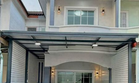 ขายทาวน์เฮาส์ - ขายทาวน์เฮ้าส์ 2 ชั้น หมู่บ้านเปี่ยมสุขบางใหญ่แลนด์ ซอย 4 เนื้อที่ 18 ตารางวา 4 ห้องนอน ตำบลบางใหญ่ อำเภอบางใหญ่ จังหวัดนนทบุรี
