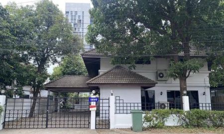 ให้เช่าบ้าน - บ้านเลียบด่วนเอกมัย รามอินทรา 140 ตรว.390 ตร.ม. 12 ห้องอเนกประสงค์ 6 ห้องน้ำ ที่จอดรถ5 คัน จดทะเบียนบริษัทได้