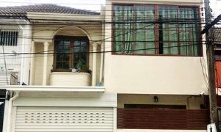 ให้เช่าทาวน์เฮาส์ - ให้เช่า] หมู่บ้าน อยู่เจริญ รัชดาฯ 18 / 3 ห้องนอน 2 ห้องน้ำ / 30 ตรว. 180 ตรม. **45,000**