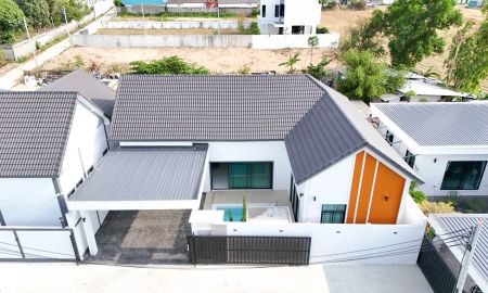 ขายบ้าน - บ้านเดี่ยวพูลวิลล่าสุดหรู 2 ชั้น ดีไซน์โมเดิร์น ทุ่งกลม-ตาลหมัน พัทยา